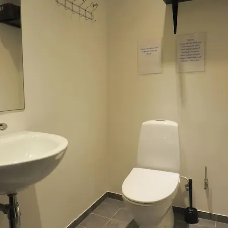 Lovely 1 Bed Private Close To Norreport *