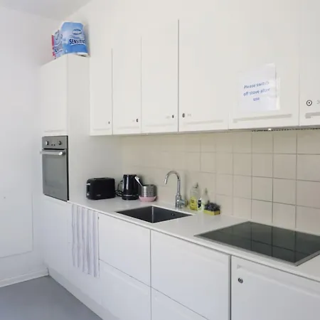 Lovely 1 Bed Private Close To Norreport Appartamento