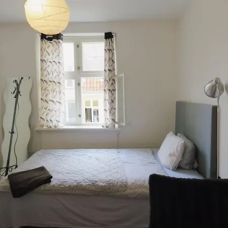 Lovely 1 Bed Private Close To Norreport Appartamento *